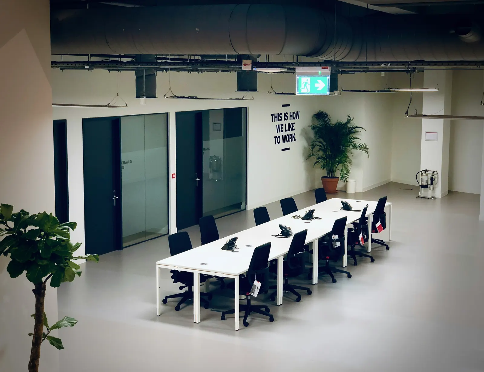 Conference Table design 3