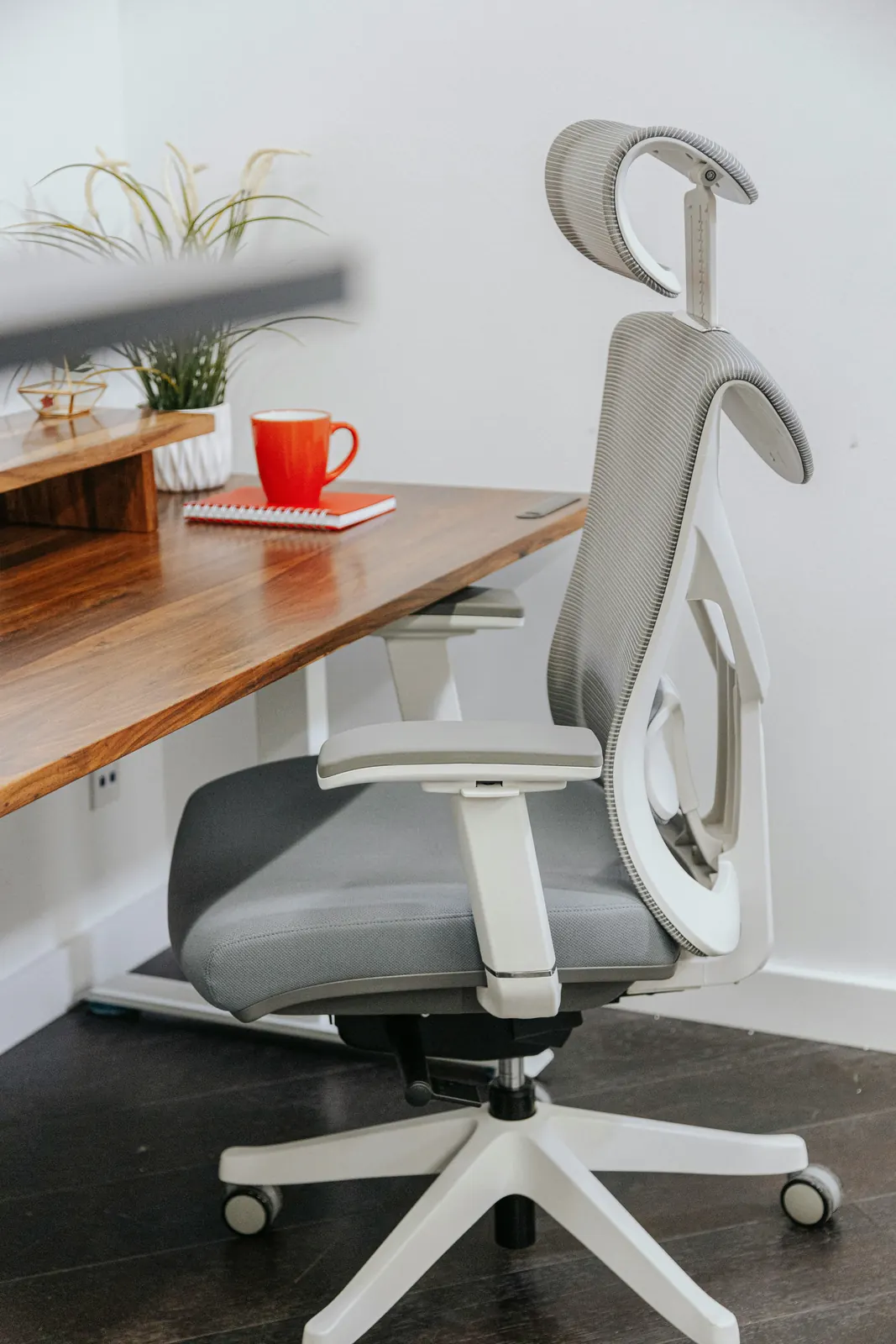 Workstation Chairs design 2