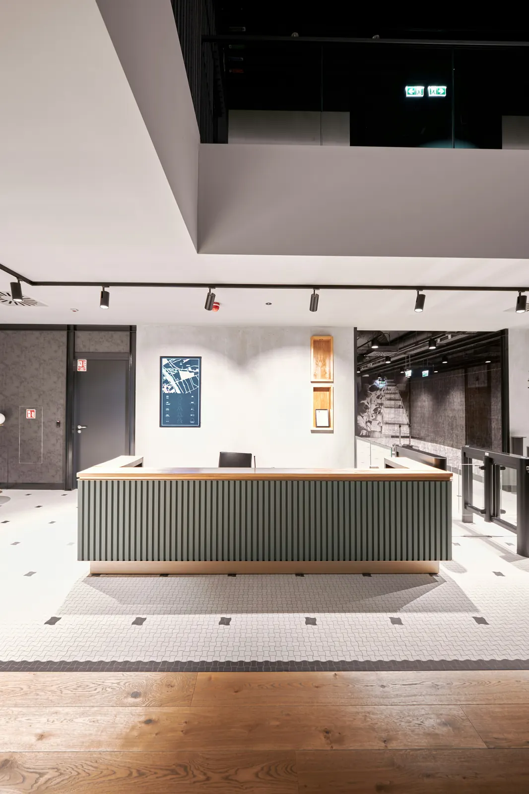 Reception Table design 6